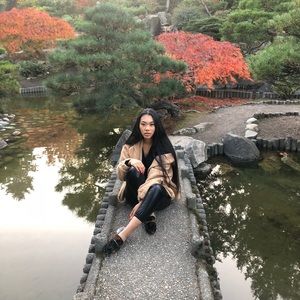 Meet your Posher, Jennifer